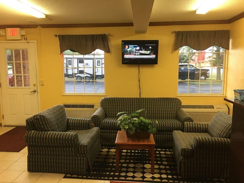 Americas Best Value Inn Maumee/Toledo Exterior foto